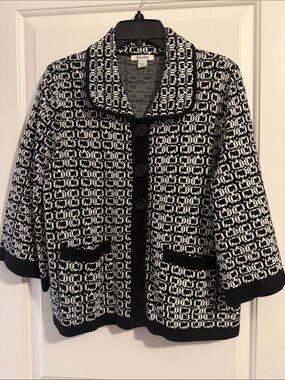 Hampshire Studio Black & White Patterned Knit Cardigan